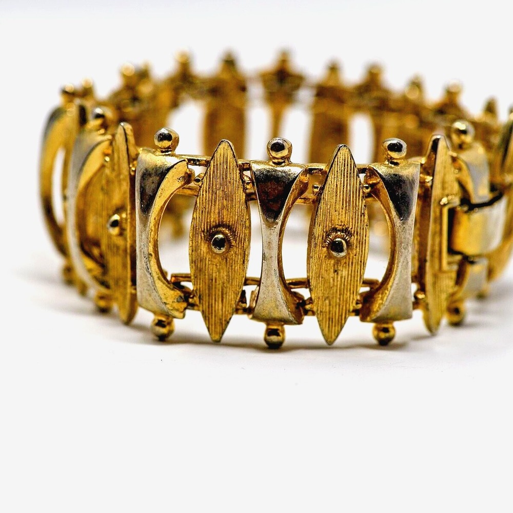 Vintage Sarah Coventry Gold tone Link Bracelet 1960s